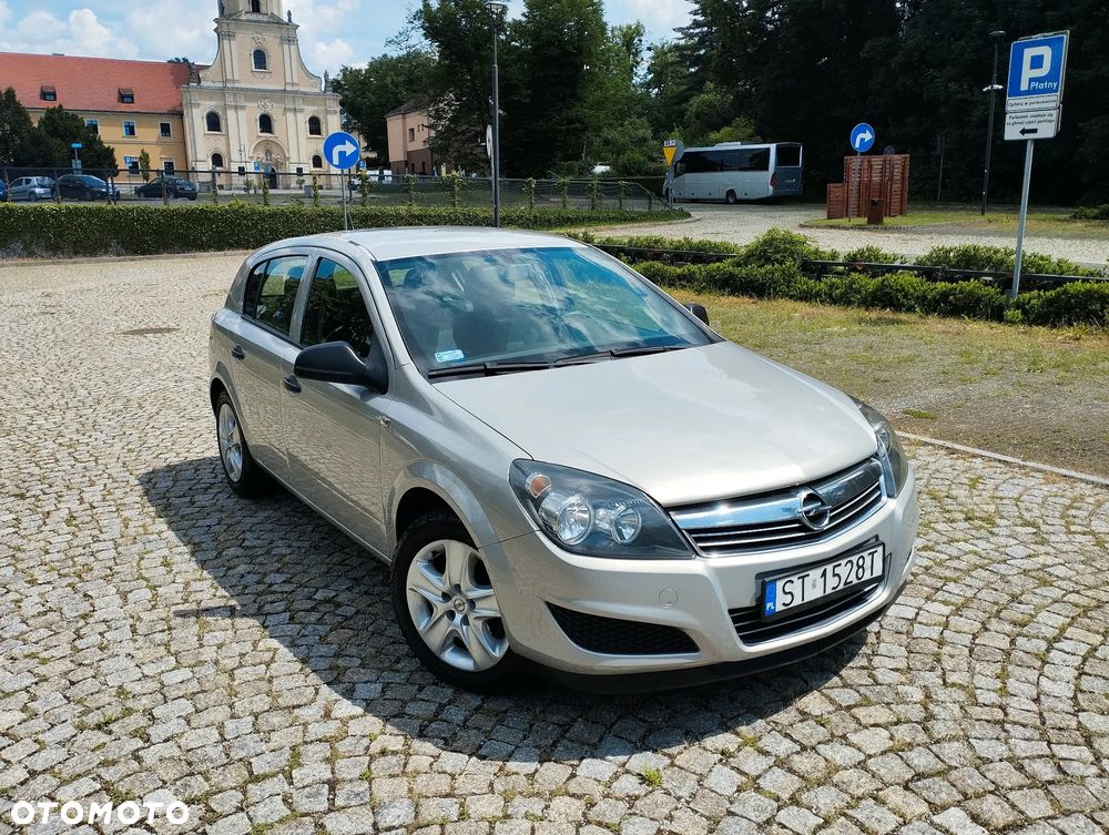 Opel Astra 1.4 Essentia - 24
