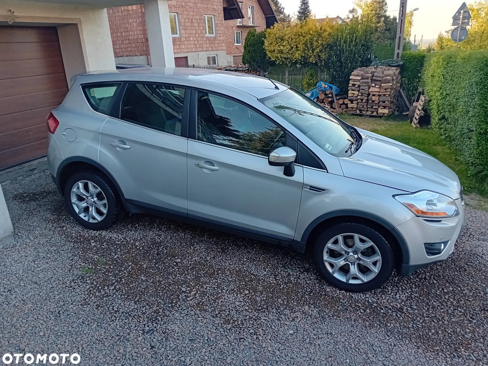 Ford Kuga 2.0 TDCi 4x4 Trend - 10
