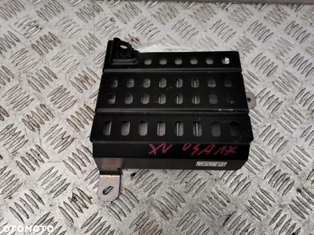 SUBARU XV 17-22 USA WZMACNIACZ 86221FL010 - 1