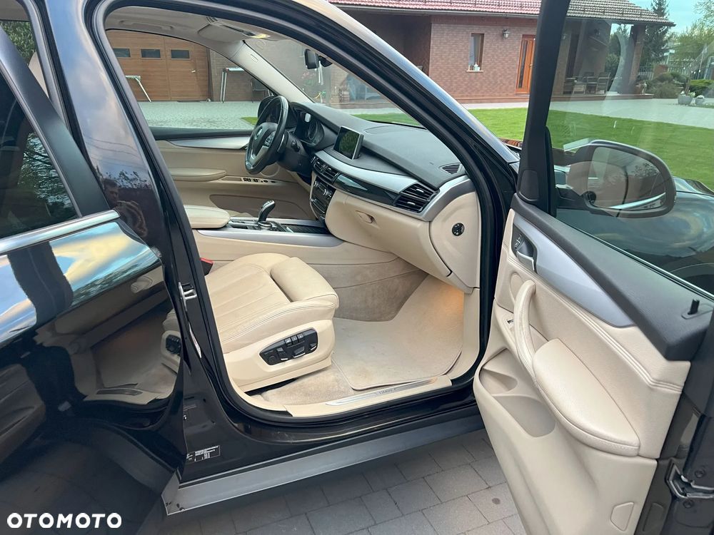 BMW X5 xDrive25d - 24