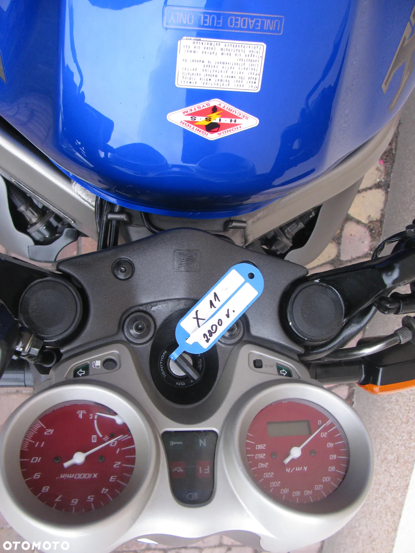 Honda X11 - 9