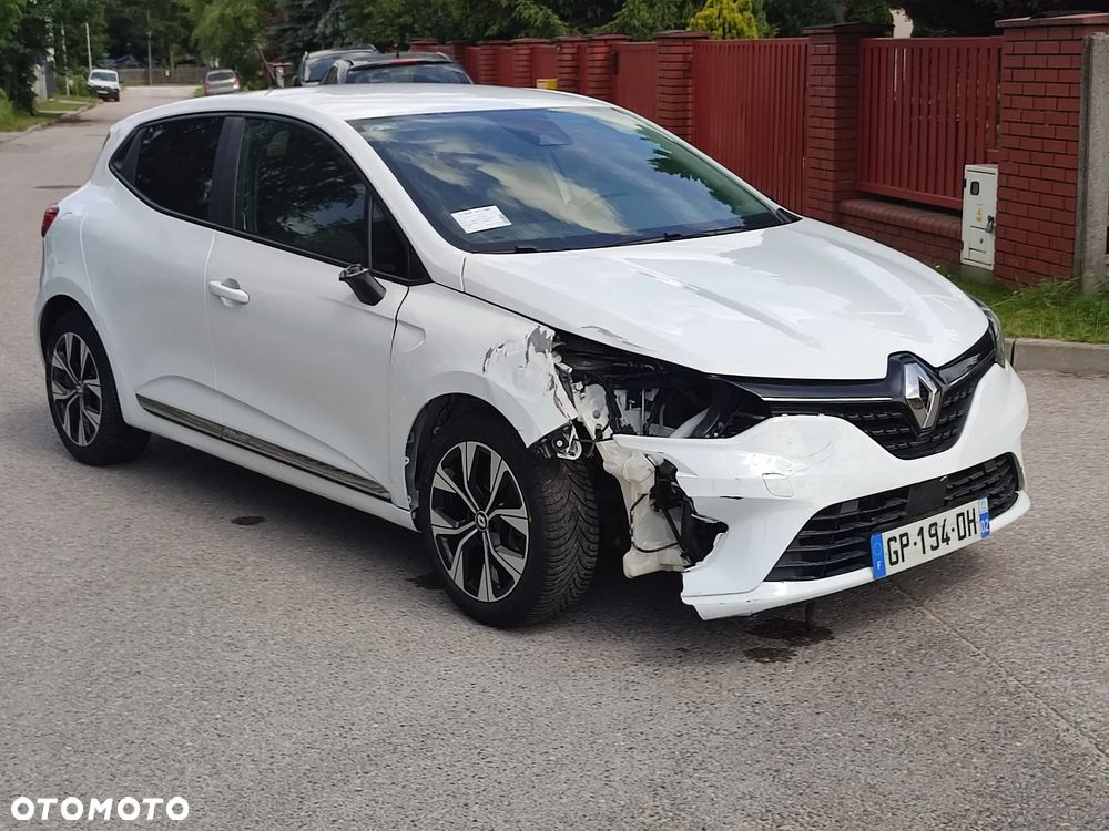 Renault Clio TCe 90 EVOLUTION - 9