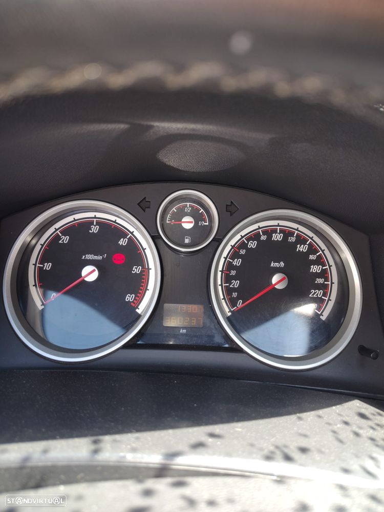 Opel Astra GTC 1.3 CDTI - 5