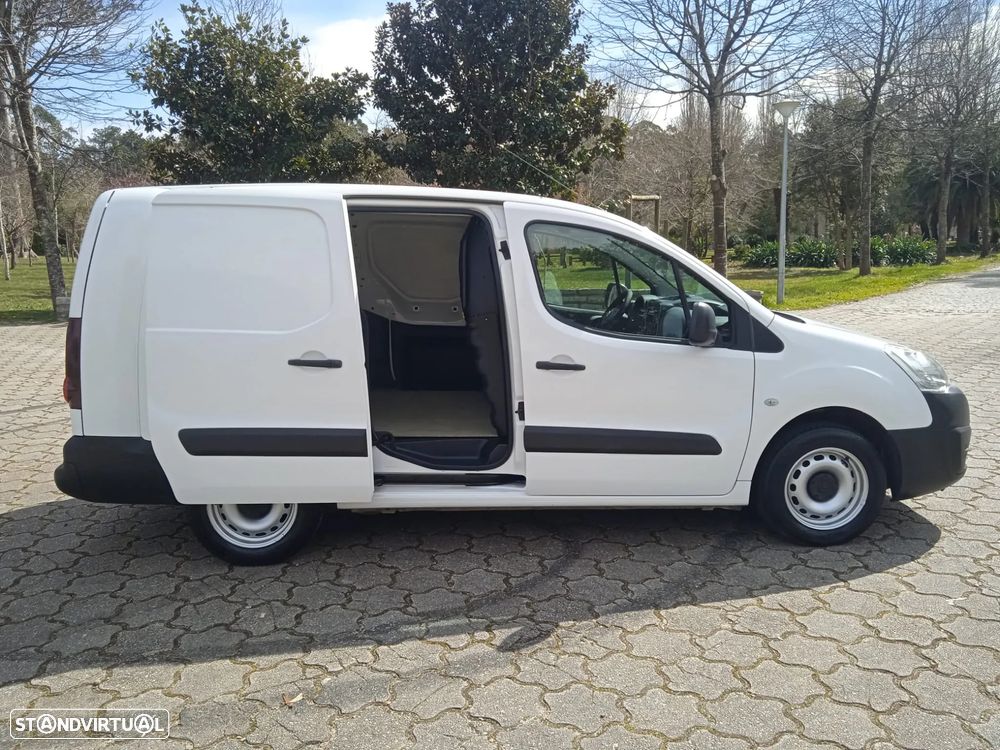 Citroën Berlingo XL (Longa) 1.6 Hdi 100cv 3 lugares 5 portas - 44
