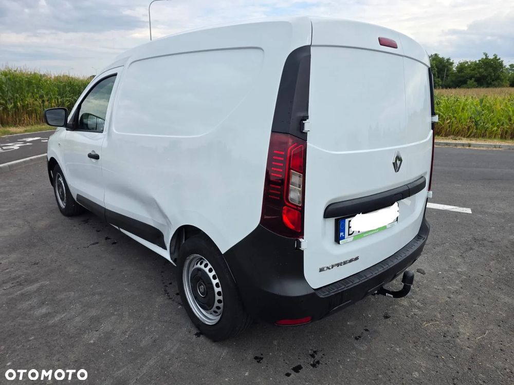 Renault Express - 6