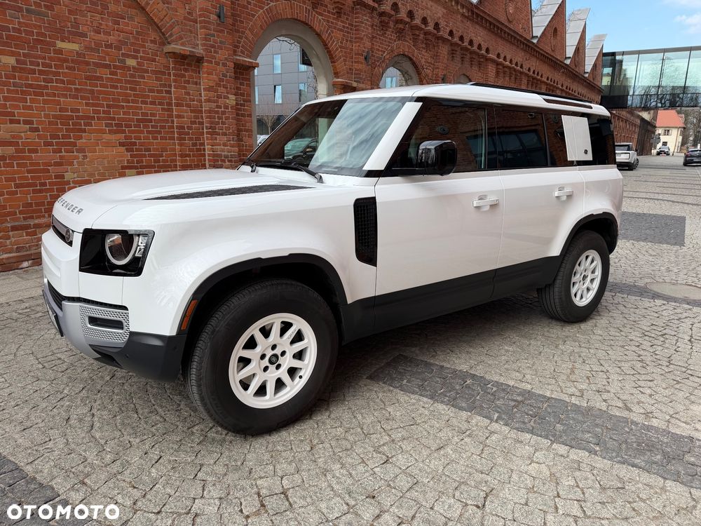 Land Rover Defender 2.0 P300 - 3