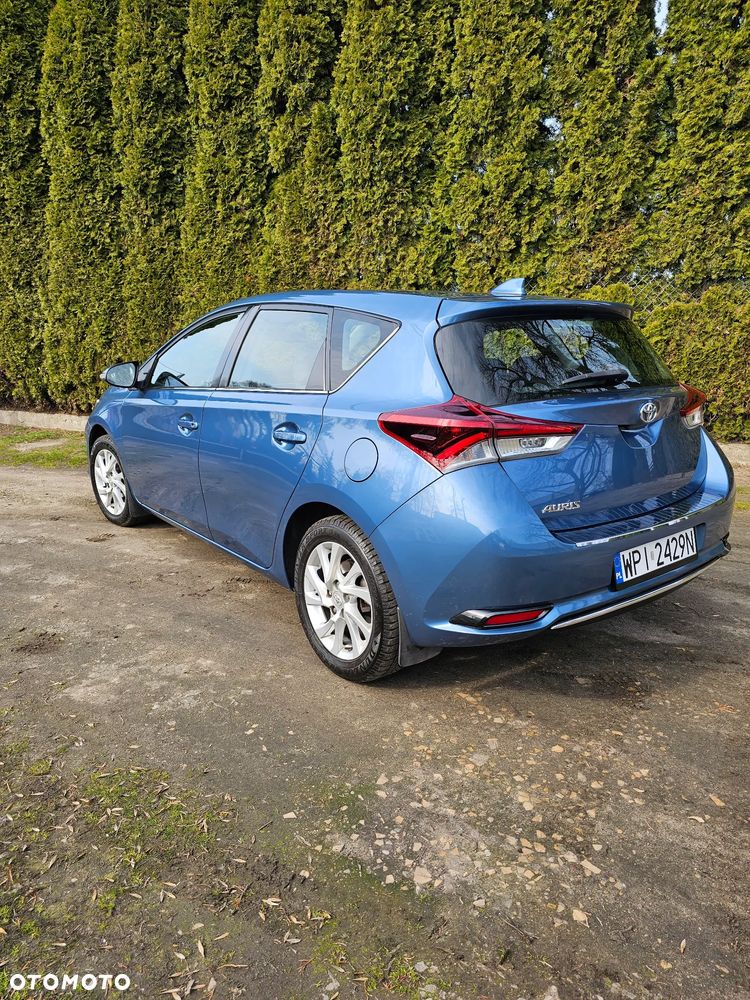 Toyota Auris 1.6 Active - 4