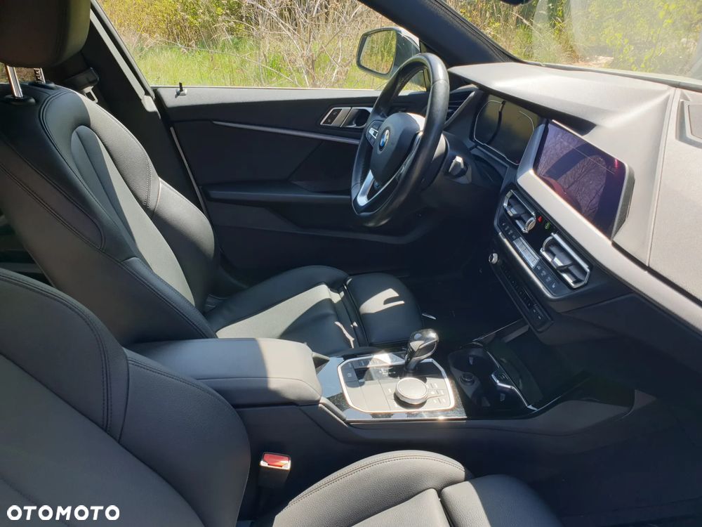 BMW Seria 2 225i xDrive Sport-Aut Sport Line - 13
