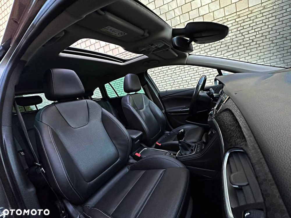 Opel Astra 1.6 CDTI Elite S&S - 28