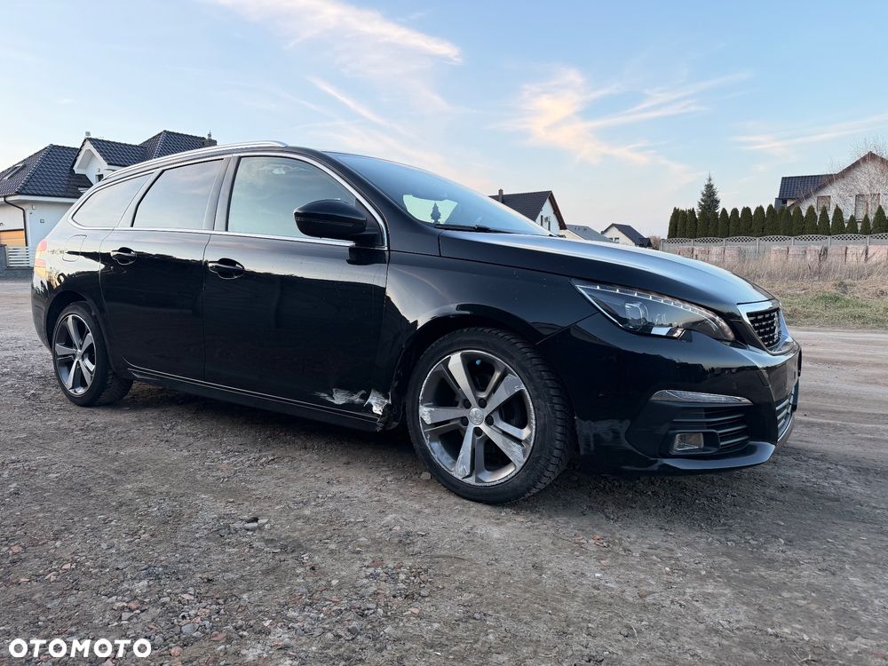 Peugeot 308 PureTech 130 GPF EAT8 Stop & Start GT Pack - 8