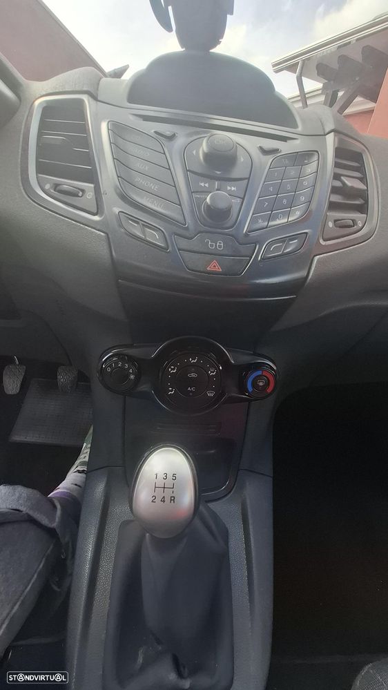 Ford Fiesta 1.4 TDCI Trend - 13