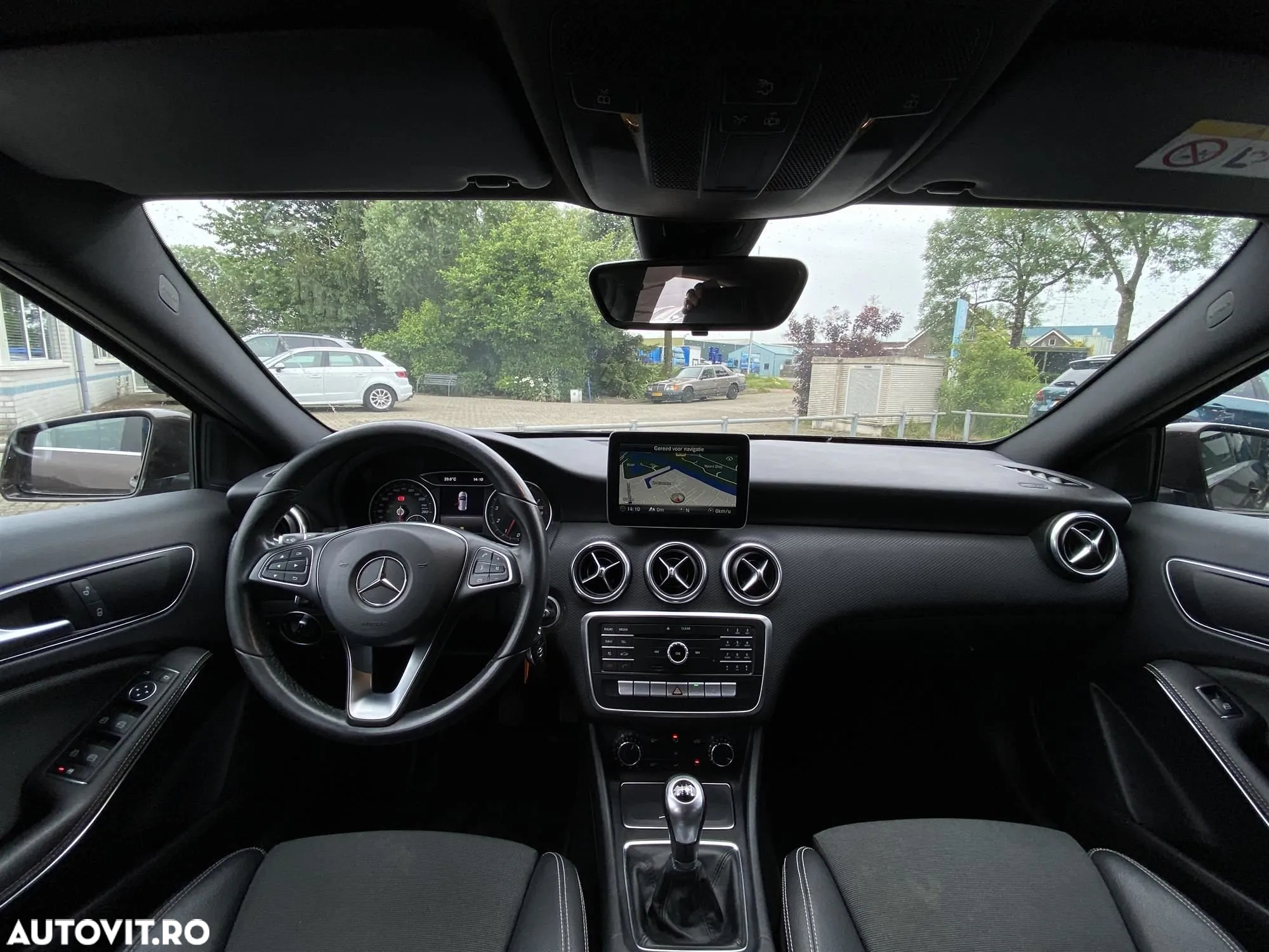 Mercedes-Benz A 180 (BlueEFFICIENCY) - 6