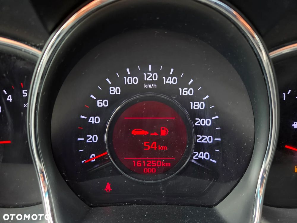 Kia Ceed 1.6 CRDi 136 ISG Platinum Edition - 32