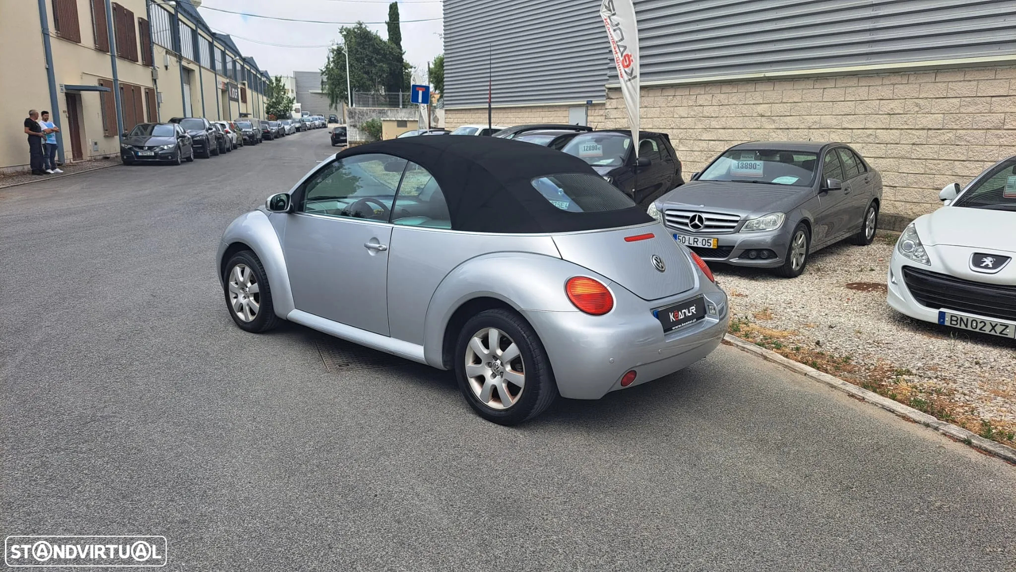 VW New Beetle Cabriolet 1.9 TDi - 28