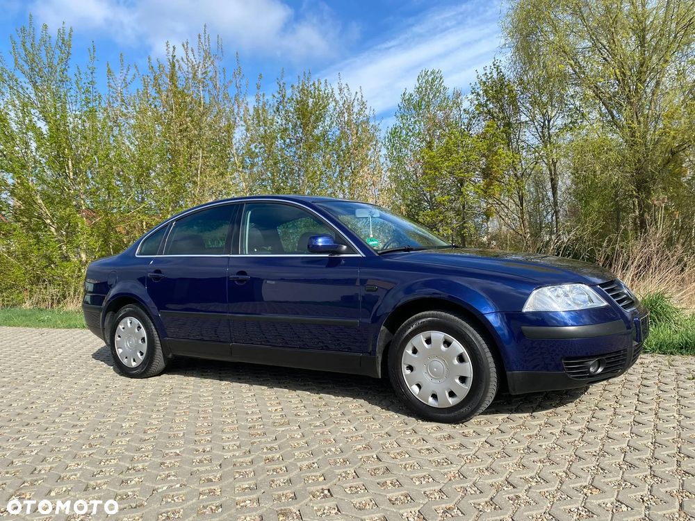 Volkswagen Passat - 9