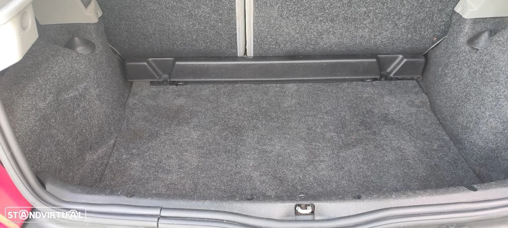 Renault Clio 1.2 16V Privilège - 19