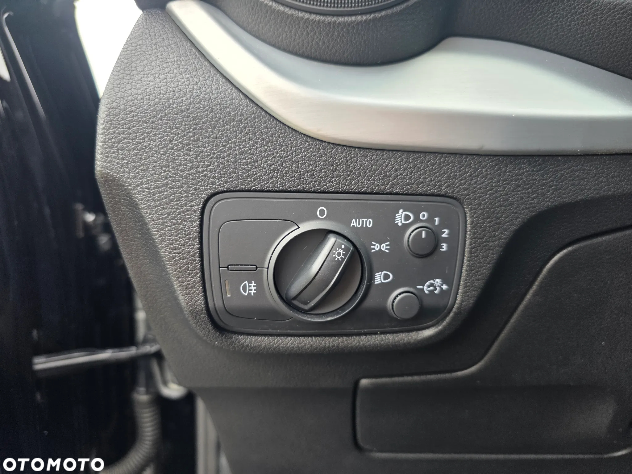 Audi Q2 30 TDI S tronic design - 22