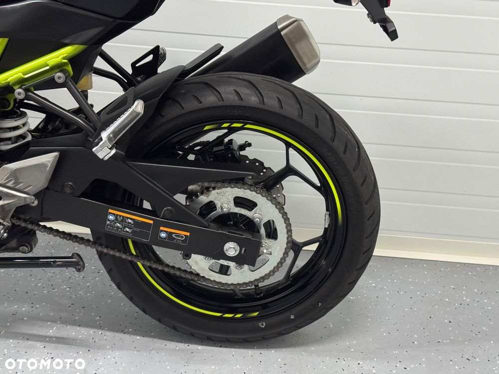 Kawasaki Ninja - 17