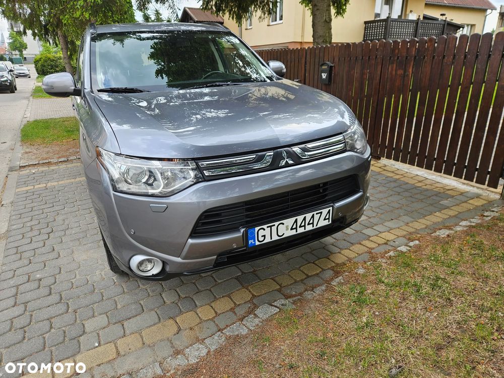 Mitsubishi Outlander 2.2 DID Instyle Navi - 2