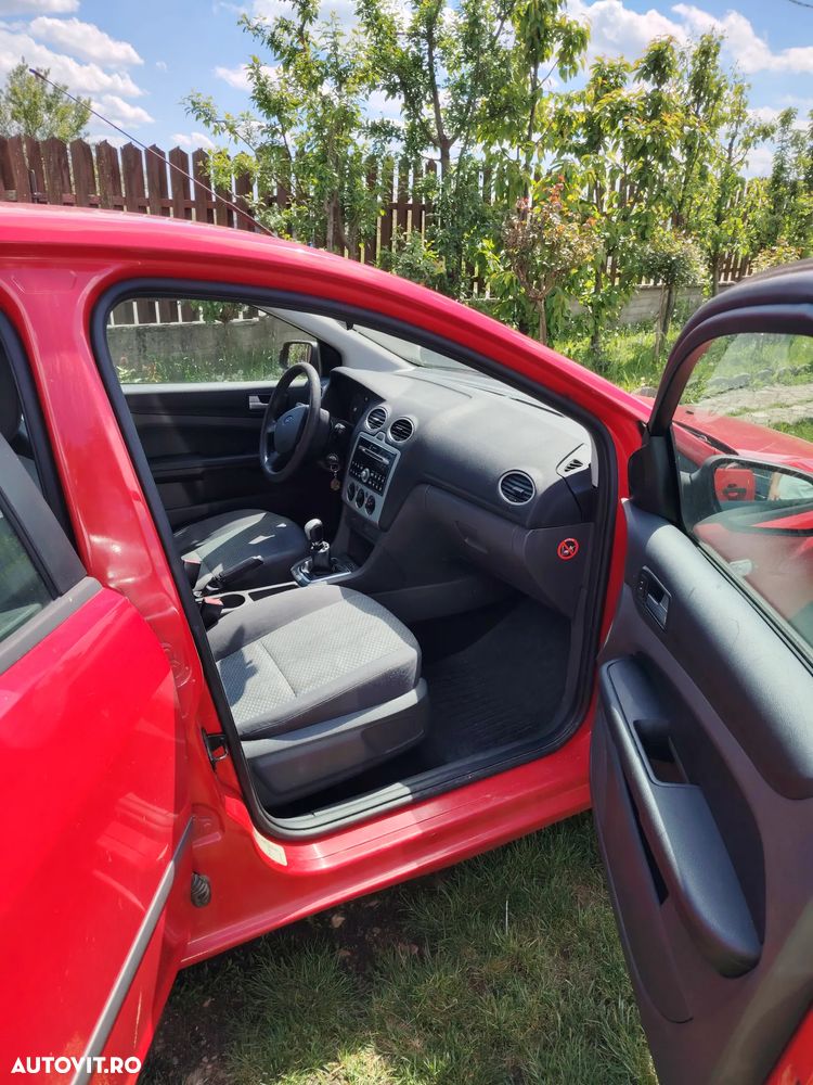 Ford Focus 1.6 TDCi Trend - 8