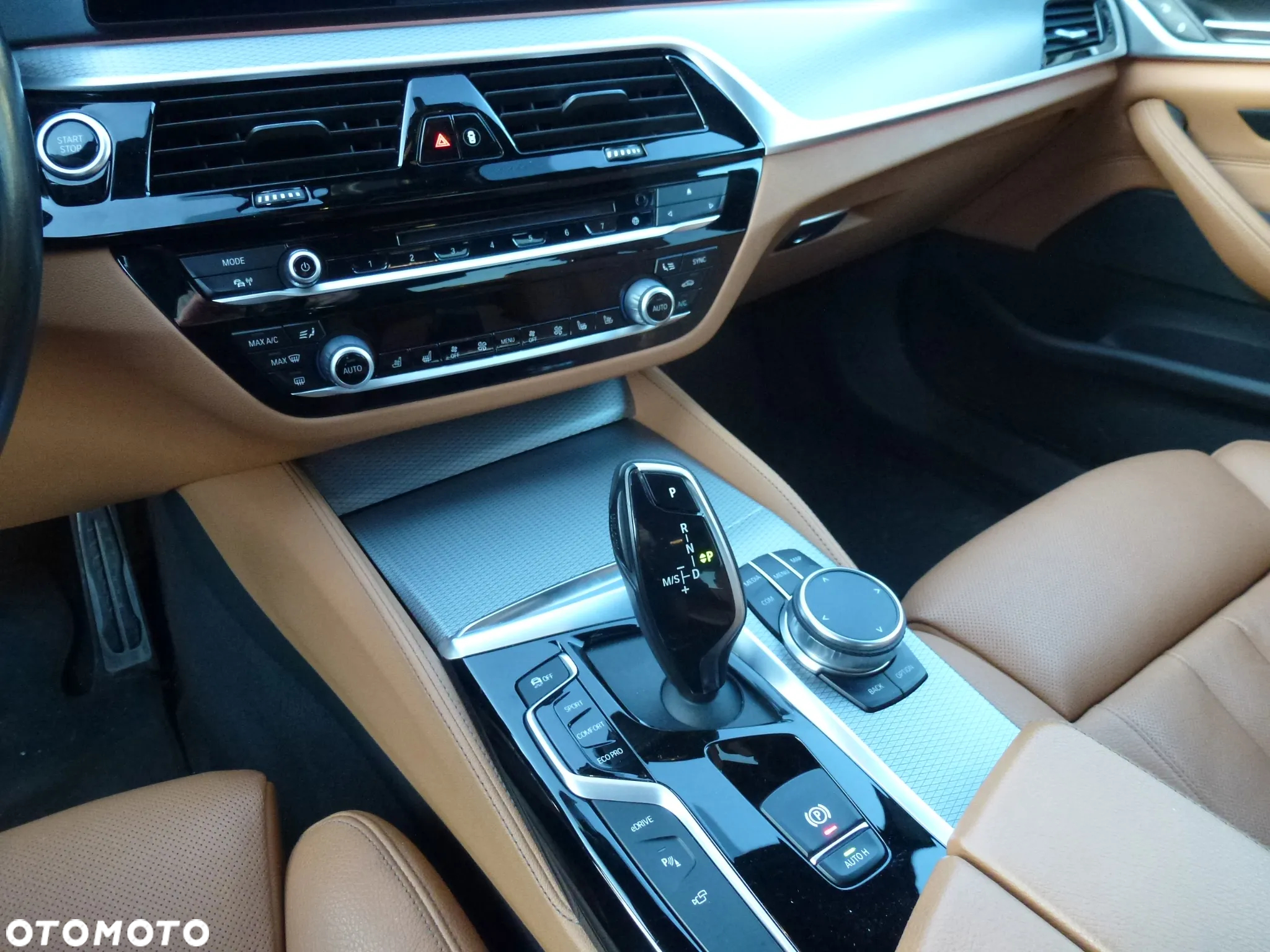 BMW Seria 5 530e iPerformance - 17