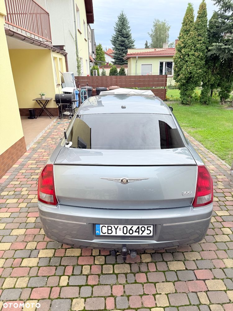 Chrysler 300 - 8