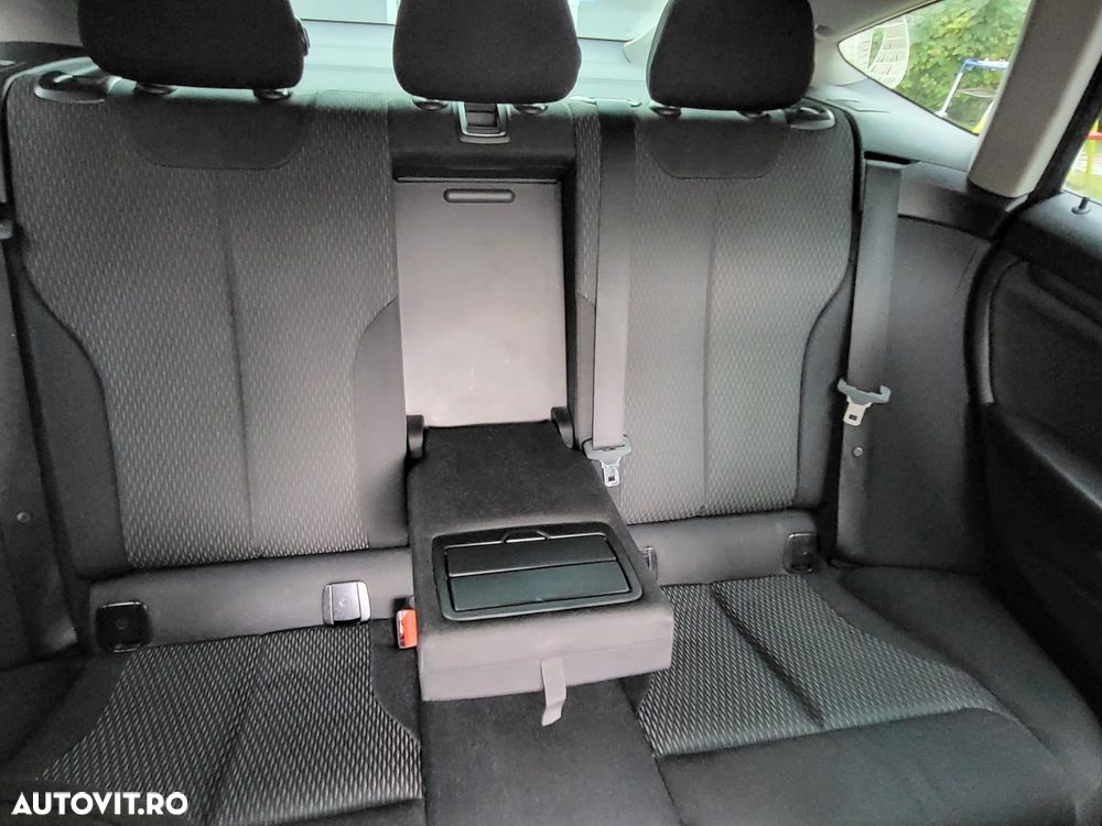 BMW Seria 3 320d DPF Aut. M Sport Edition - 23