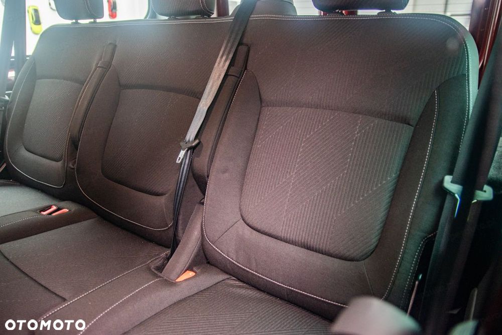 Renault Trafic - 25