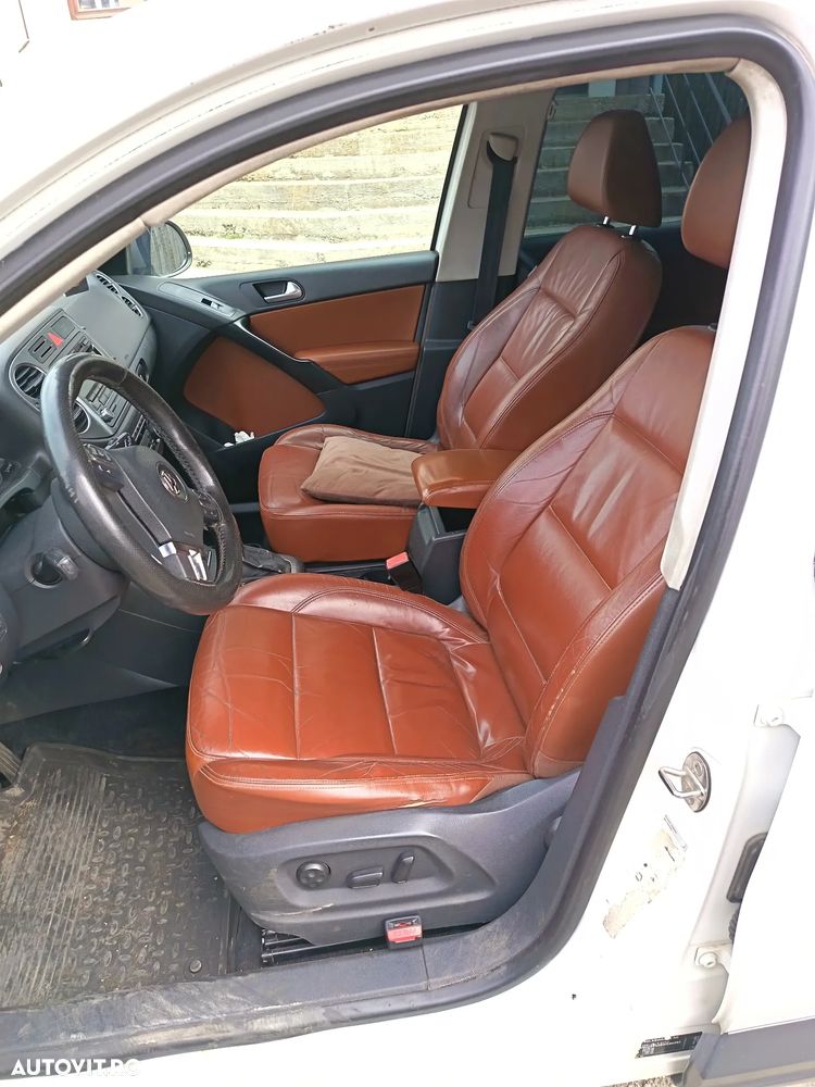 Volkswagen Tiguan 2.0 TDI CR DPF 4Motion DSG Sport&Style - 4