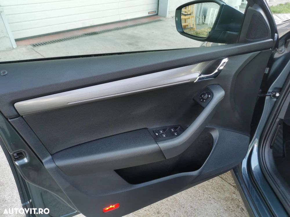 Skoda Octavia 1.5 TSI DSG MHEV Style - 22