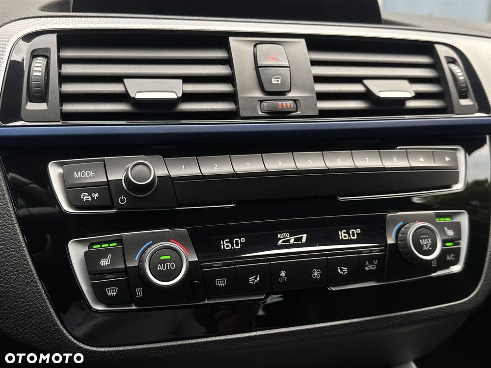 BMW Seria 1 118i - 13