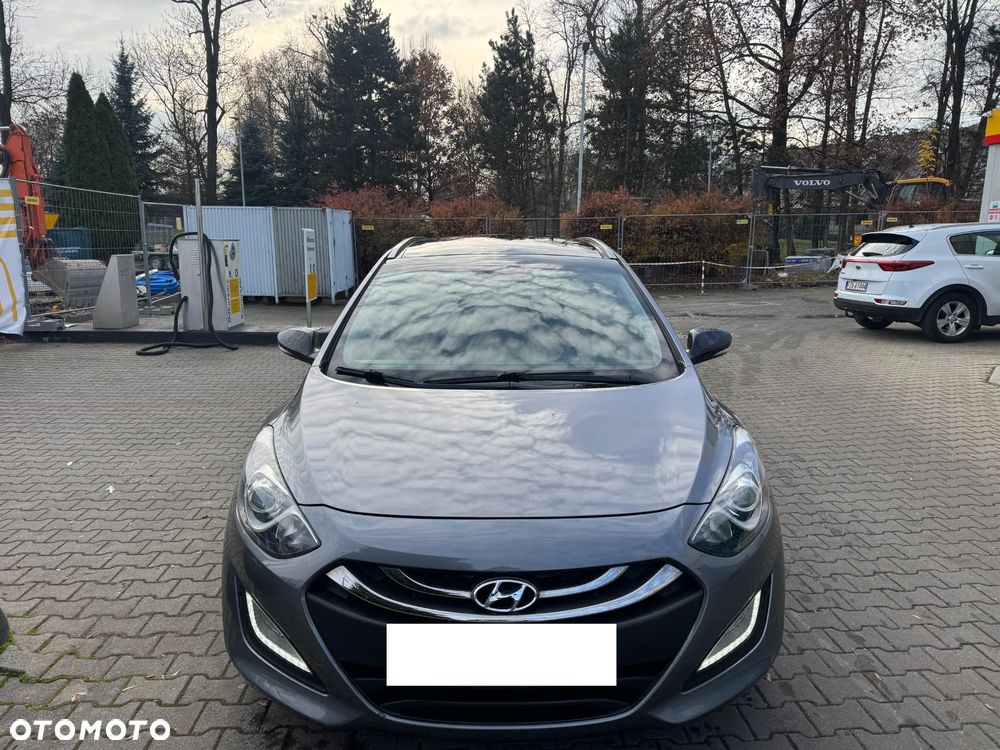 Hyundai i30 1.6 CRDi Premium - 8