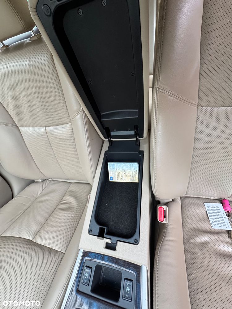 Nissan Altima - 19