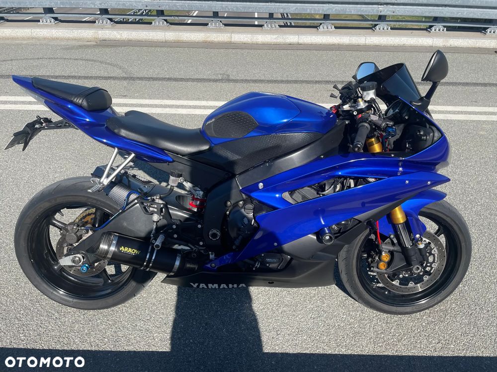 Yamaha R6 - 3