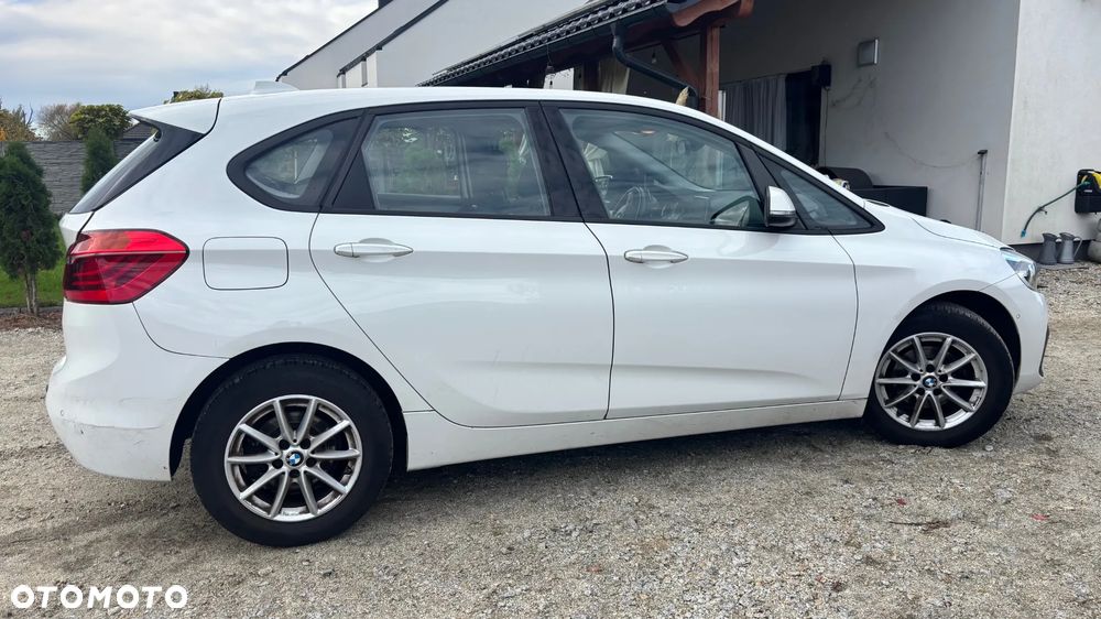 BMW Seria 2 216i GPF Sport Line - 6