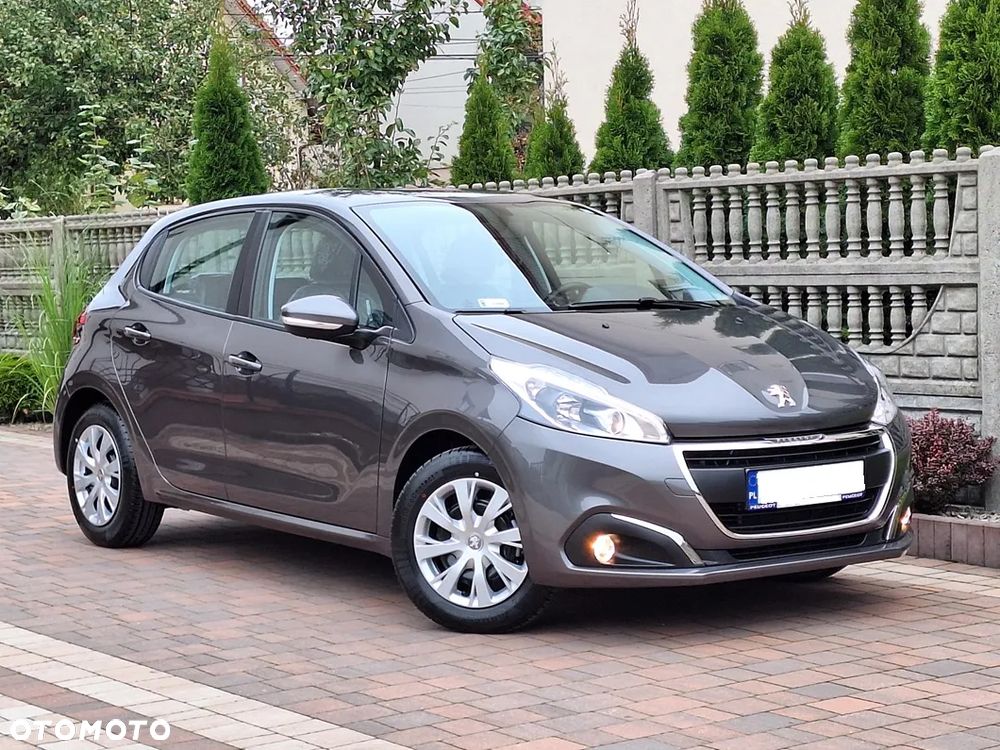 Peugeot 208 1.2 PureTech Allure - 32