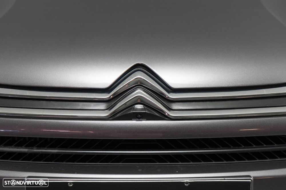 Citroën C4 1.2 PureTech Shine - 18