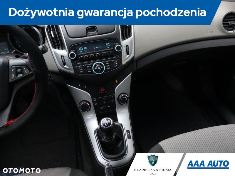 Chevrolet Cruze - 9