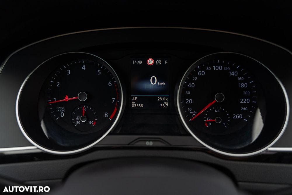 Volkswagen Passat 1.5 TSI OPF DSG Comfortline - 19
