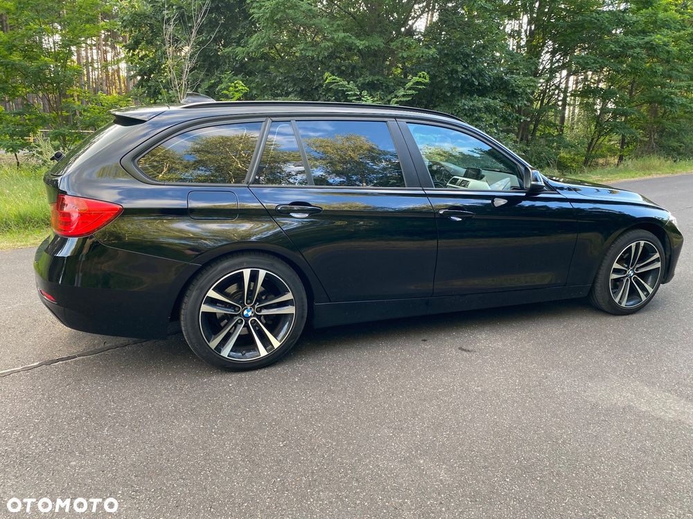BMW Seria 3 318d DPF Edition Lifestyle - 14