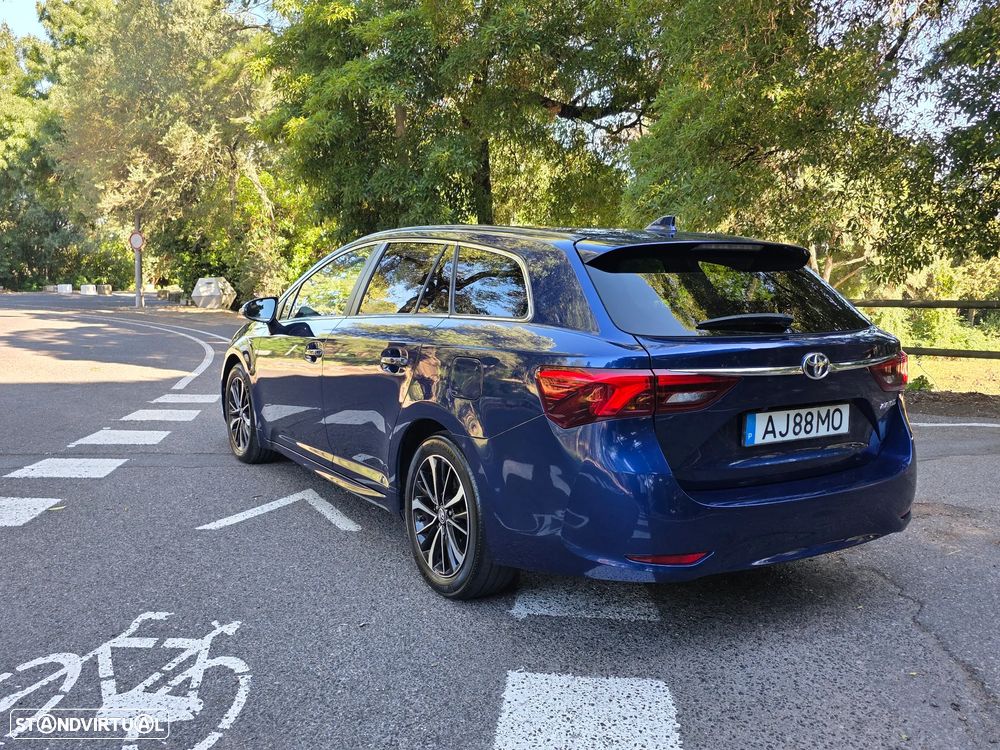 Toyota Avensis SW 2.0 D-4D Luxury+GPS - 7