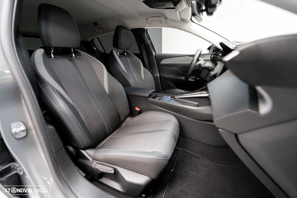 Peugeot 308 1.6 Hybrid Allure e-EAT8 - 4