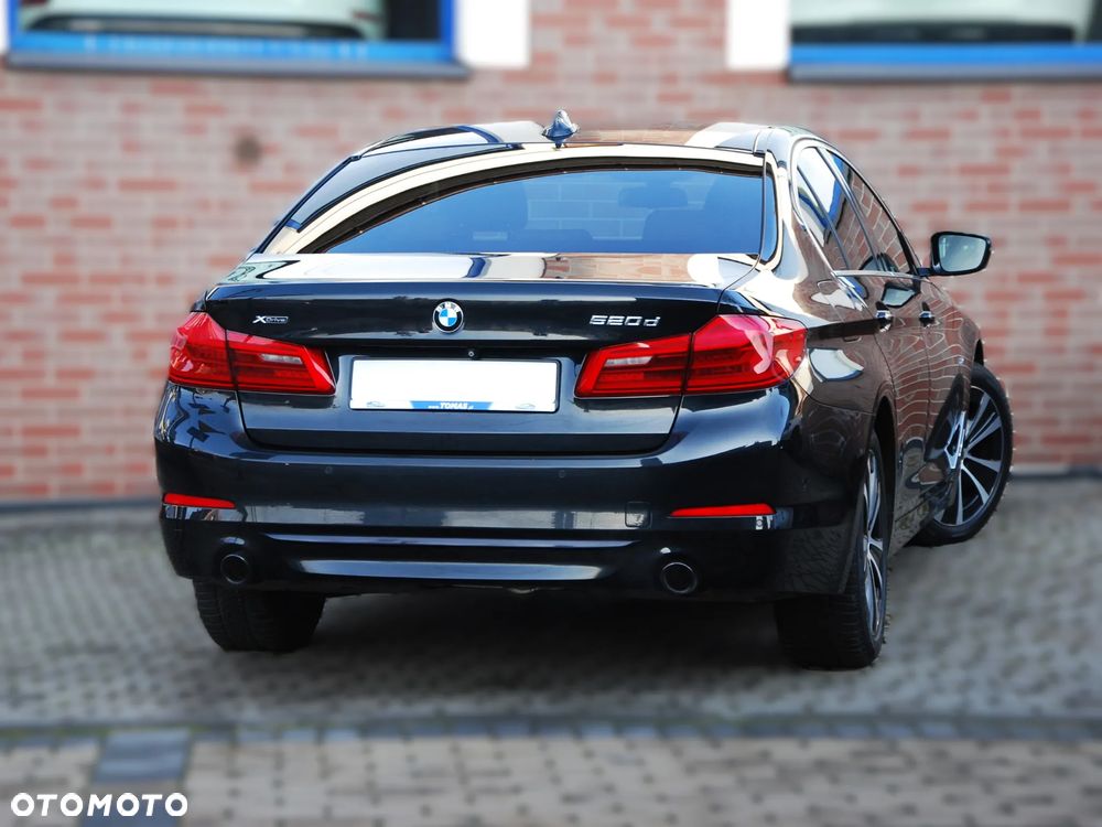 BMW Seria 5 520d xDrive M Sport sport - 19