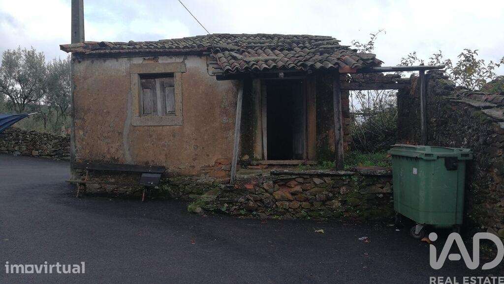 Casa de Campo em Alvares de 56 m2 - Grande imagem: 2/15