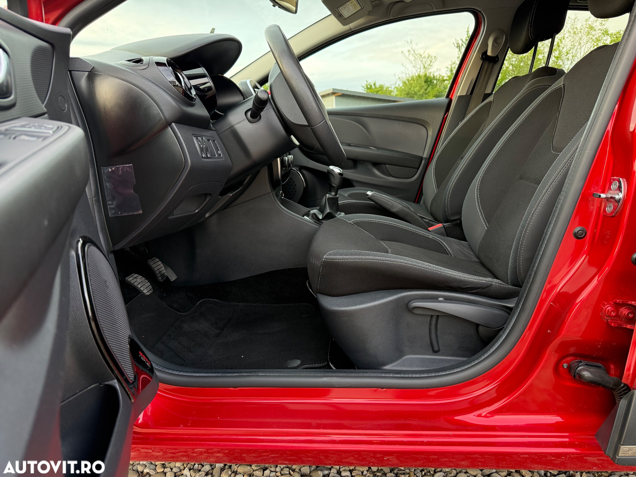 Renault Clio (Energy) TCe 90 Bose Edition - 11