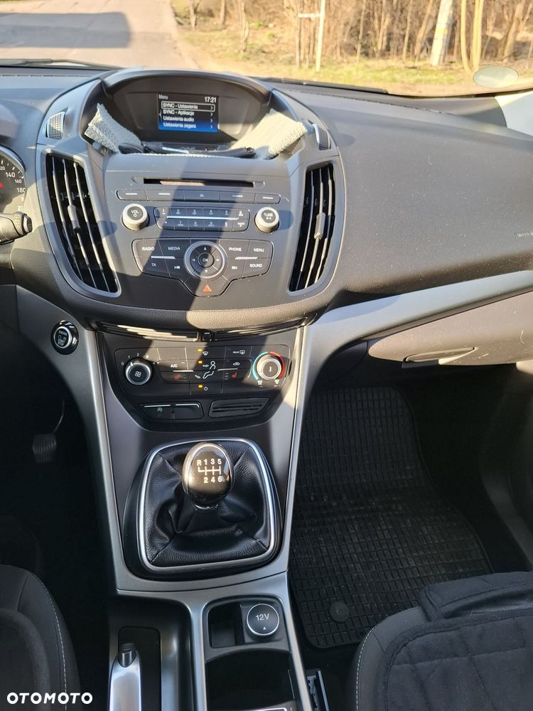 Ford Kuga 2.0 TDCi 4WD Trend - 24