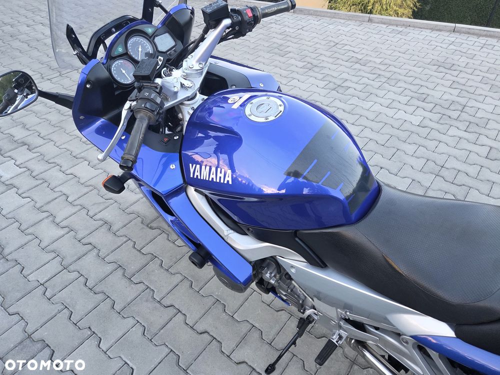 Yamaha FJR - 4