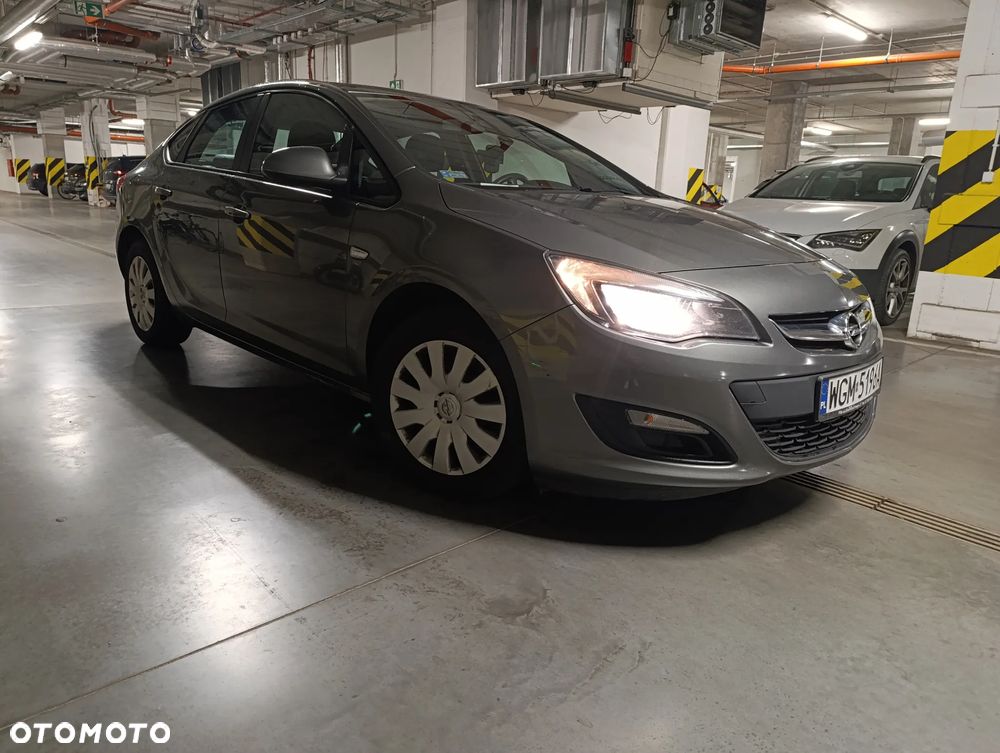 Opel Astra 1.4 T Business S&S EU6 - 8