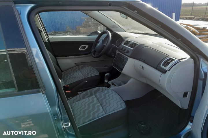 Dezmembrez Skoda Fabia 5J [2007 - 2010] Hatchback 1.4 TDI MT (80 hp) - 6