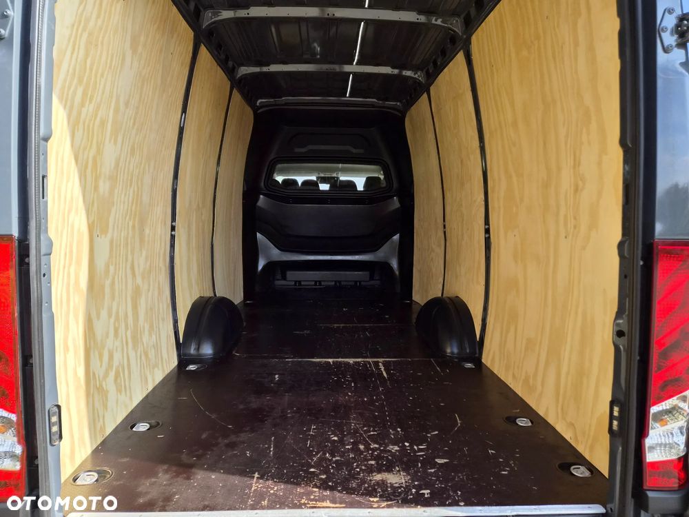 Iveco Daily - 18